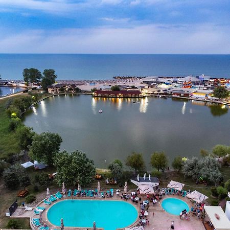 Complex Tismana 3* All Inclusive Jupiter Buitenkant foto